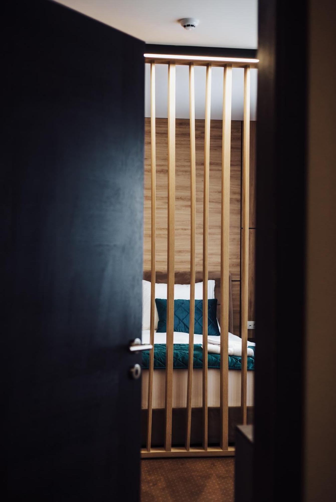 Hotel Brcko Gas Sarajevo Lukavica Buitenkant foto