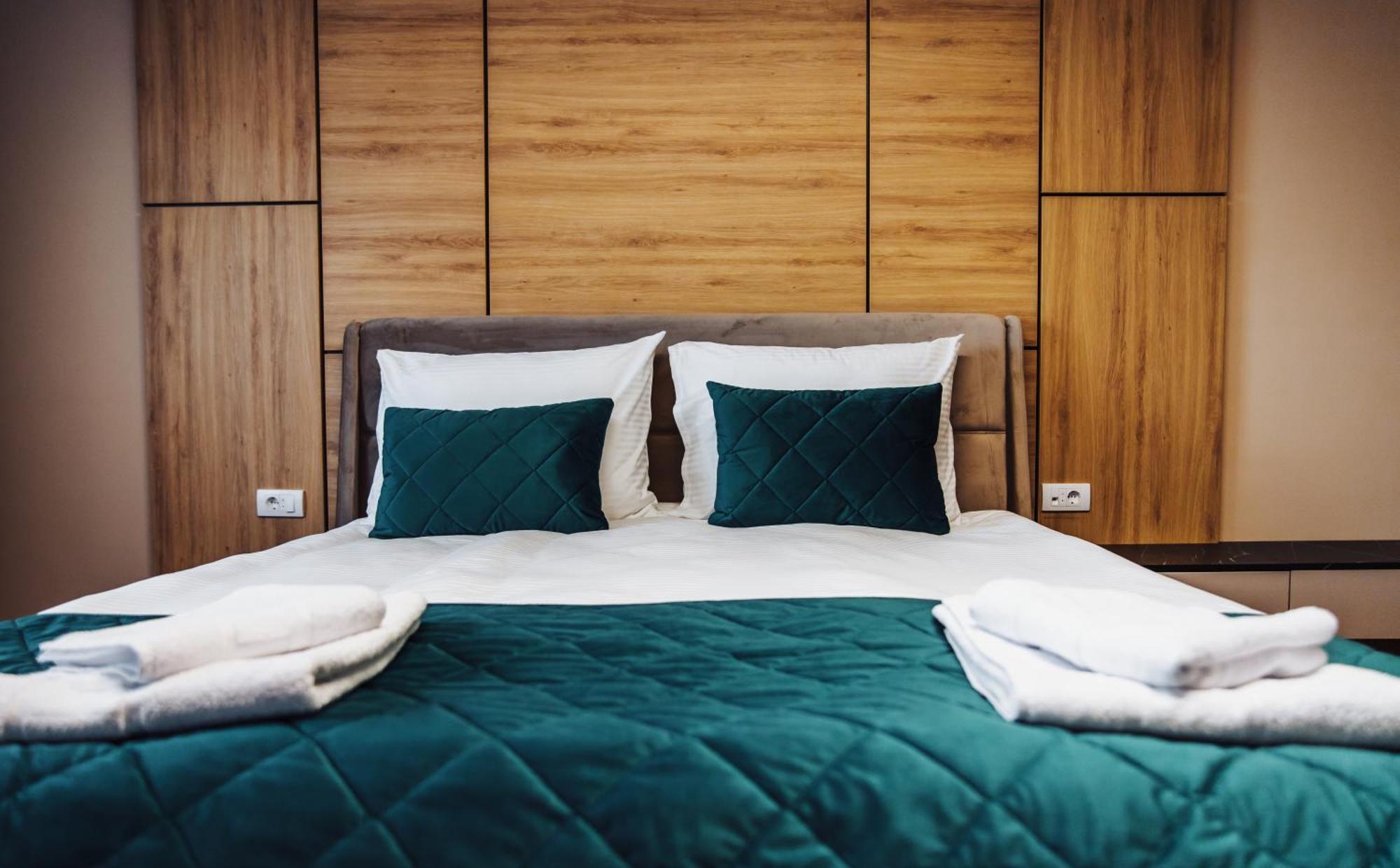 Hotel Brcko Gas Sarajevo Lukavica Buitenkant foto
