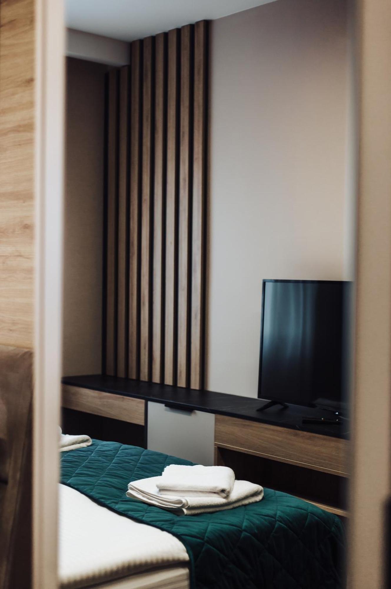 Hotel Brcko Gas Sarajevo Lukavica Buitenkant foto