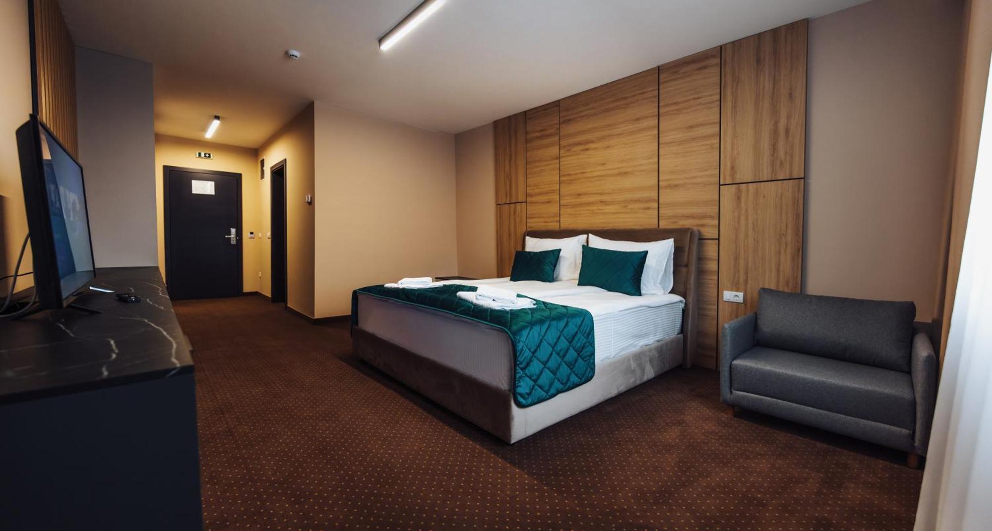 Hotel Brcko Gas Sarajevo Lukavica Buitenkant foto