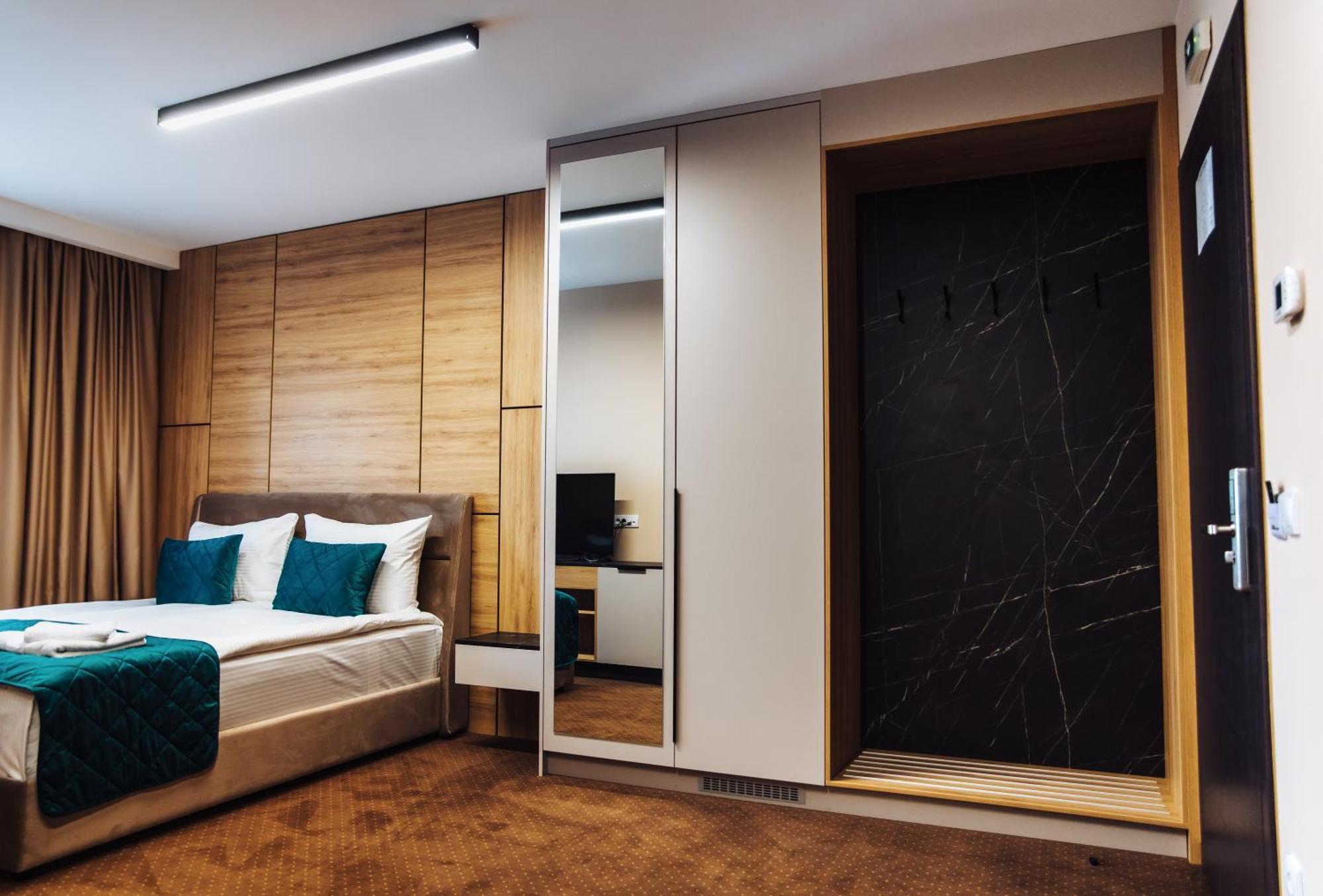 Hotel Brcko Gas Sarajevo Lukavica Buitenkant foto