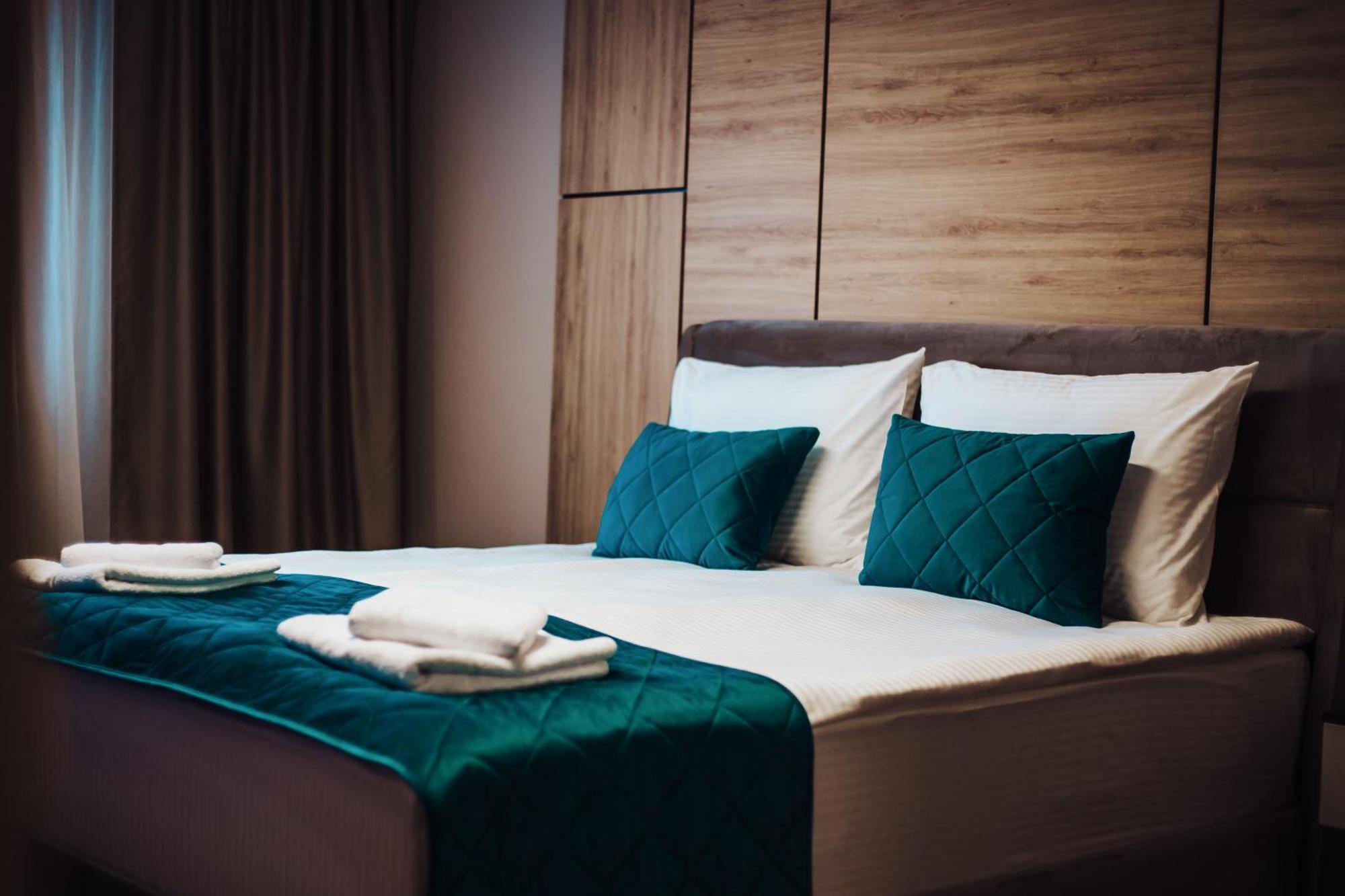 Hotel Brcko Gas Sarajevo Lukavica Buitenkant foto